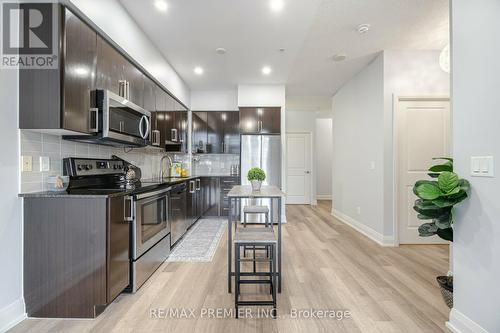 108 - 85 North Park Road, Vaughan, ON - Indoor Photo Showing Kitchen With Stainless Steel Kitchen With Upgraded Kitchen