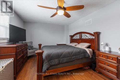 189 Carrick Avenue, Georgina, ON - Indoor Photo Showing Bedroom