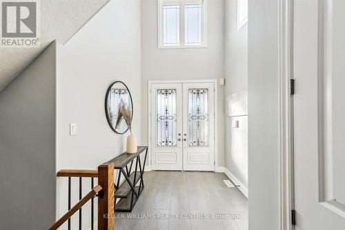 237 Eighth Avenue, New Tecumseth, ON - Indoor Photo Showing Other Room