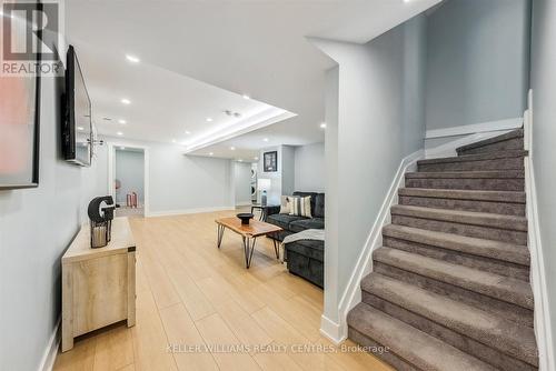 237 Eighth Avenue, New Tecumseth, ON - Indoor Photo Showing Other Room