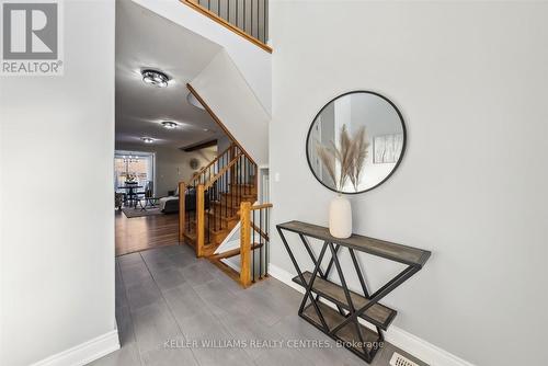 237 Eighth Avenue, New Tecumseth, ON - Indoor Photo Showing Other Room