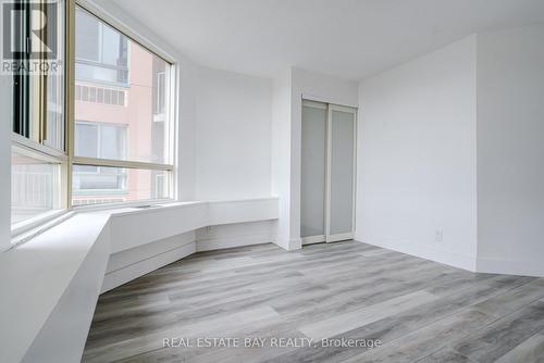 1508 - 61 Markbrook Lane, Toronto, ON - Indoor Photo Showing Other Room