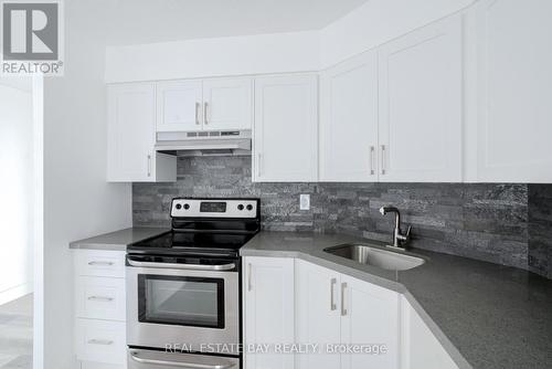 1508 - 61 Markbrook Lane, Toronto, ON - Indoor Photo Showing Kitchen With Stainless Steel Kitchen With Upgraded Kitchen