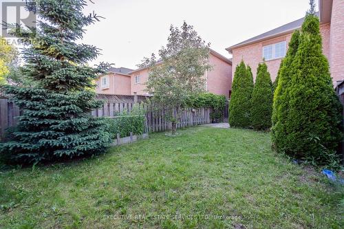 12 Heartview Road, Brampton, ON - Outdoor