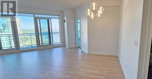 2205 - 2121 Lakeshore Boulevard W, Toronto, ON - Indoor Photo Showing Other Room