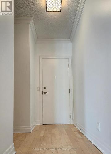 2205 - 2121 Lakeshore Boulevard W, Toronto, ON - Indoor Photo Showing Other Room