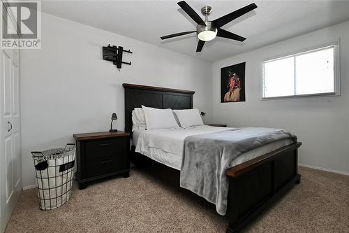 1236 Thistledown Avenue, Sarnia, ON - Indoor Photo Showing Bedroom