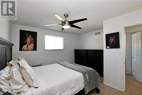 1236 Thistledown Avenue, Sarnia, ON - Indoor Photo Showing Bedroom