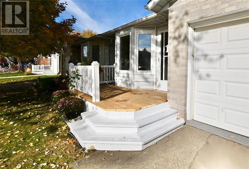 1236 Thistledown Avenue, Sarnia, ON - Outdoor