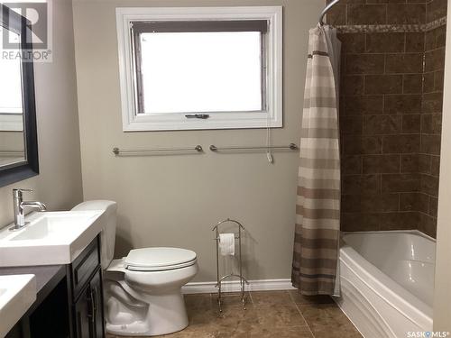 508 Osler Street, Regina, SK - Indoor Photo Showing Bathroom