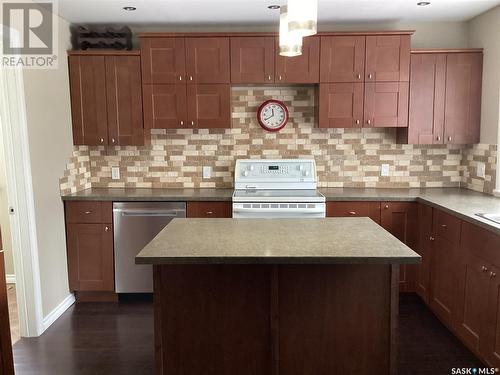 508 Osler Street, Regina, SK - Indoor Photo Showing Kitchen