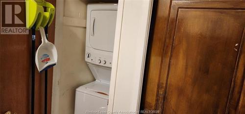 2244 Howard, Windsor, ON - Indoor Photo Showing Laundry Room