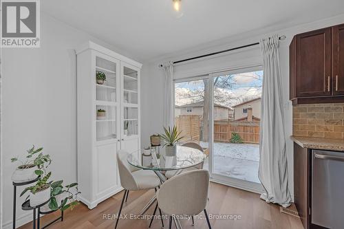 2451 Malcolm Crescent, Burlington (Brant Hills), ON - Indoor Photo Showing Dining Room