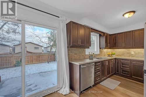 2451 Malcolm Crescent, Burlington (Brant Hills), ON - Indoor Photo Showing Kitchen With Double Sink