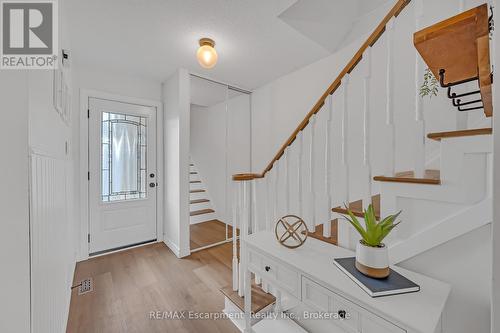 2451 Malcolm Crescent, Burlington (Brant Hills), ON - Indoor Photo Showing Other Room