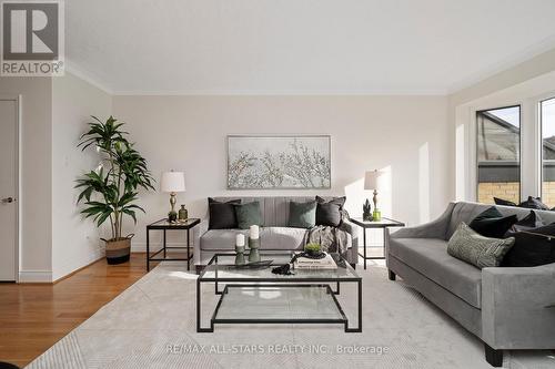 16 Shaddock Crescent, Toronto, ON - Indoor Photo Showing Living Room