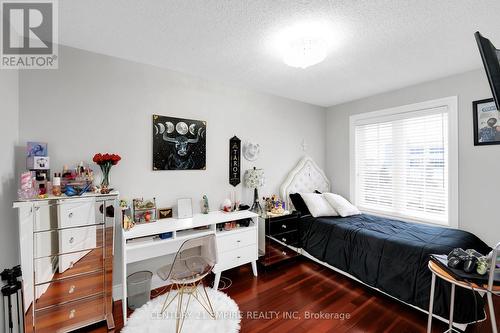 157 Venice Gate Drive, Vaughan, ON - Indoor Photo Showing Bedroom