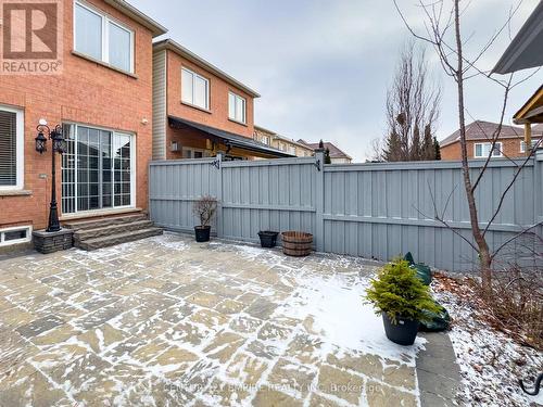 157 Venice Gate Drive, Vaughan, ON - Outdoor