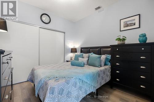 201 - 80 Marine Parade Drive, Toronto, ON - Indoor Photo Showing Bedroom