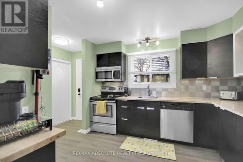 1356 Bakker Court, Ottawa, ON - Indoor Photo Showing Kitchen