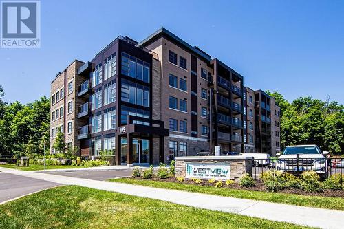 105 Spencer Avenue, Orangeville, ON - Outdoor With Facade