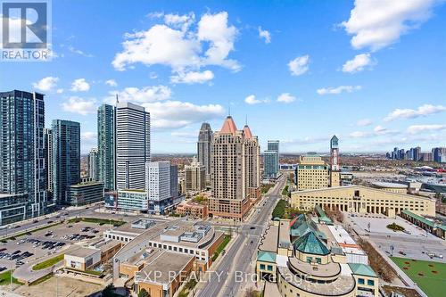 1613 - 310 Burnhamthorpe Road W, Mississauga, ON - Outdoor With View