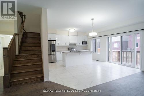 14 Ingalls Avenue, Brantford, ON - Indoor Photo Showing Kitchen