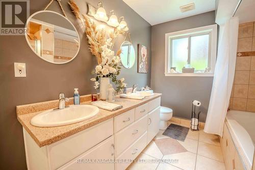 6287 Emma Street, Niagara Falls, ON - Indoor Photo Showing Bathroom