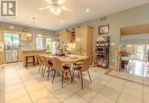 6287 Emma Street, Niagara Falls, ON - Indoor Photo Showing Dining Room