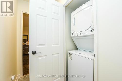 2801 - 156 Enfield Place N, Mississauga, ON - Indoor Photo Showing Laundry Room