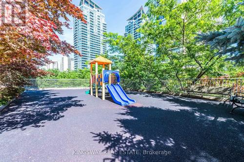 2801 - 156 Enfield Place N, Mississauga, ON - Outdoor