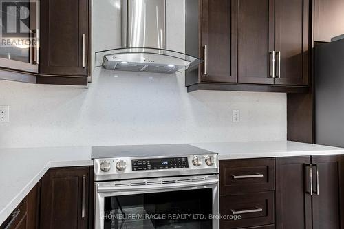 88 Humphery Street, Hamilton, ON - Indoor Photo Showing Kitchen