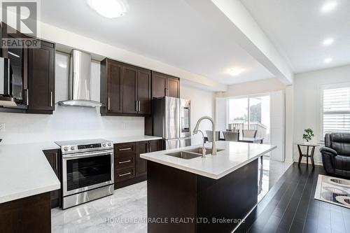 88 Humphery Street, Hamilton, ON - Indoor Photo Showing Kitchen With Stainless Steel Kitchen With Double Sink With Upgraded Kitchen