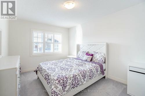 88 Humphery Street, Hamilton, ON - Indoor Photo Showing Bedroom