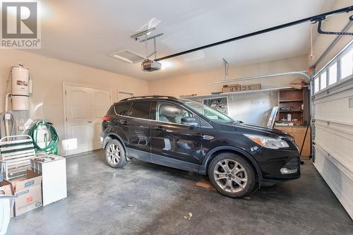 4528 Gallaghers Edgewood Drive, Kelowna, BC - Indoor Photo Showing Garage