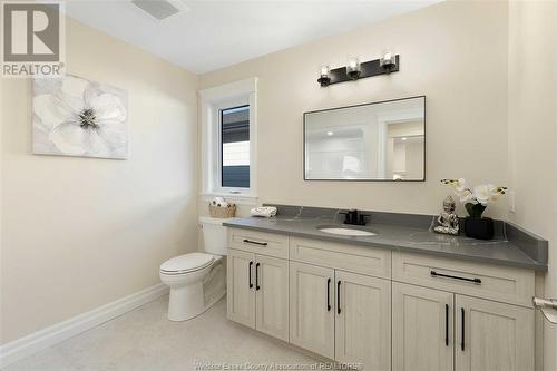 68 Graf Street, Harrow, ON - Indoor Photo Showing Bathroom