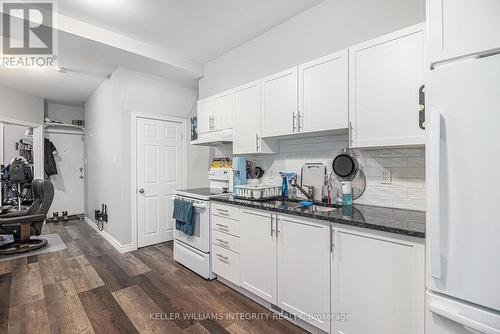 143 Eccles Street, Ottawa, ON - Indoor Photo Showing Kitchen