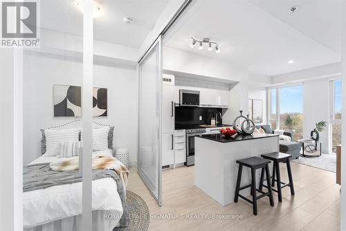 701 - 90 Glen Everest Road, Toronto, ON - Indoor Photo Showing Kitchen