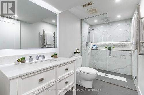 30 Heatherglen Road, Toronto, ON - Indoor Photo Showing Bathroom