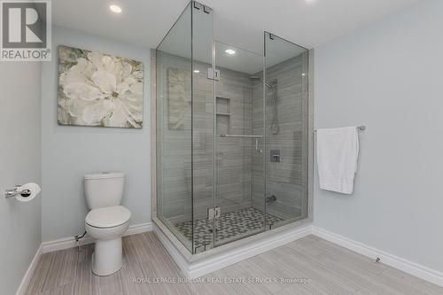 1186 Tyandaga Park Drive, Burlington, ON - Indoor Photo Showing Bathroom