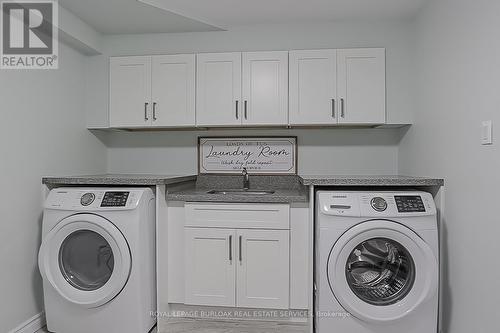 1186 Tyandaga Park Drive, Burlington, ON - Indoor Photo Showing Laundry Room