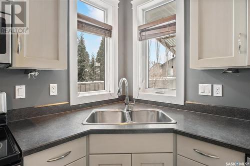 1118 Paton Lane, Saskatoon, SK - Indoor Photo Showing Kitchen With Double Sink