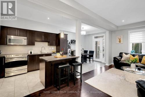 5 - 6 Chestnut Drive, Grimsby, ON - Indoor Photo Showing Kitchen With Double Sink