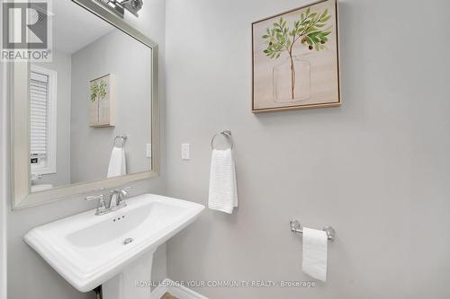 5 - 6 Chestnut Drive, Grimsby, ON - Indoor Photo Showing Bathroom