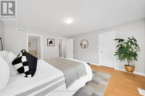 5 - 6 Chestnut Drive, Grimsby, ON - Indoor Photo Showing Bedroom