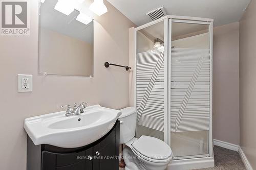 16 Railway Street, Perth, ON - Indoor Photo Showing Bathroom