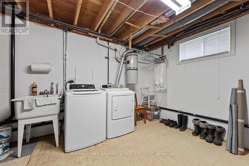 16 Railway Street, Perth, ON - Indoor Photo Showing Laundry Room