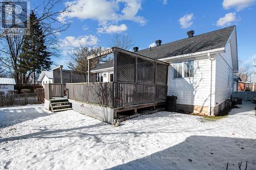 16 Railway Street, Perth, ON - Outdoor With Exterior