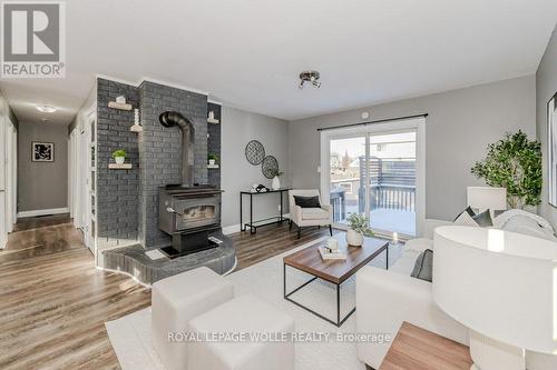 77 Hillview Drive, Wilmot, ON - Indoor Photo Showing Living Room With Fireplace