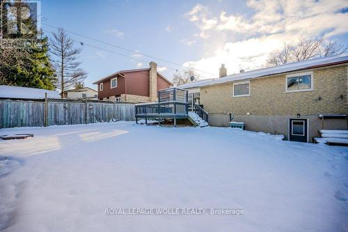 77 Hillview Drive, Wilmot, ON - Outdoor